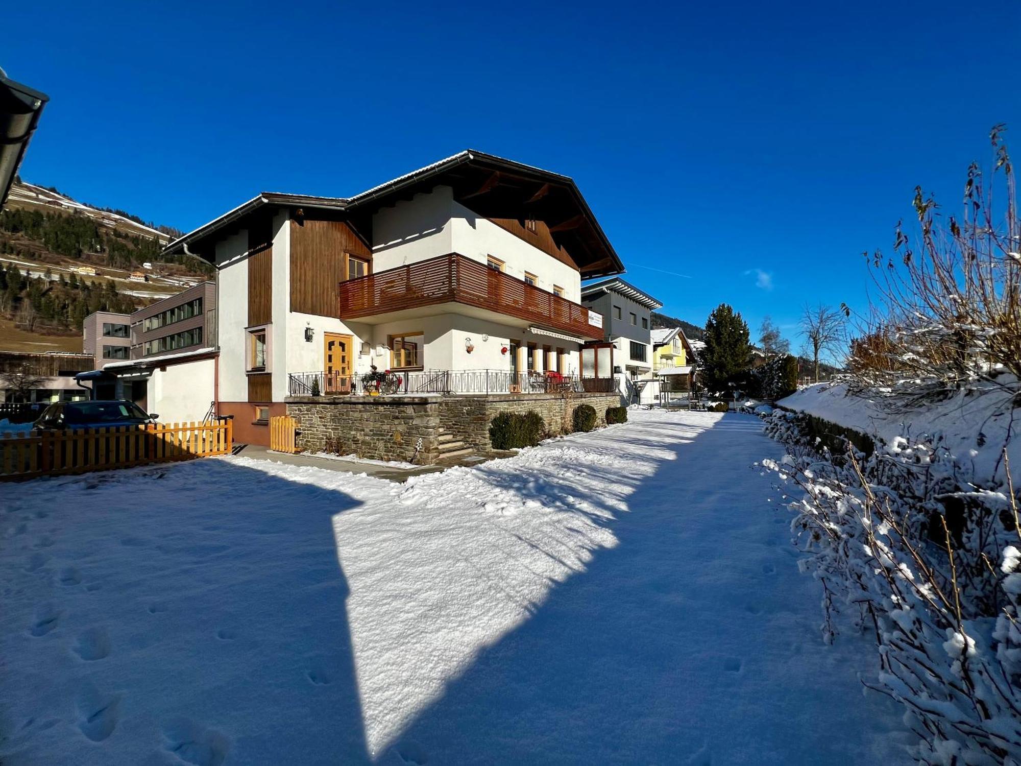 Draublick Sillian Apartamento Exterior foto
